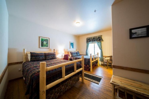 Wyoming High Country Lodge image 20